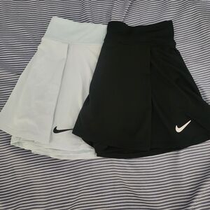 Nike Women's Black and White Skorts